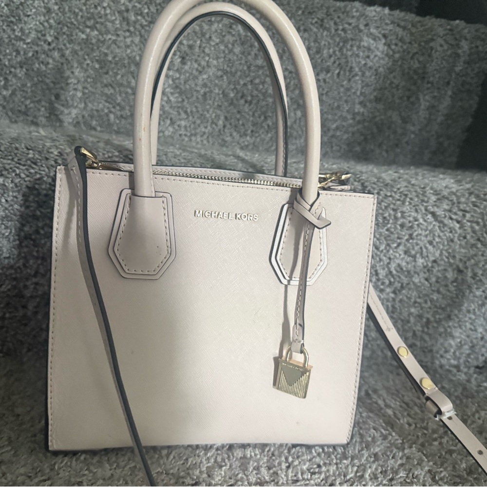 Michael Kors KORS Studio Mercer Medium Messenger Soft Pink Bag